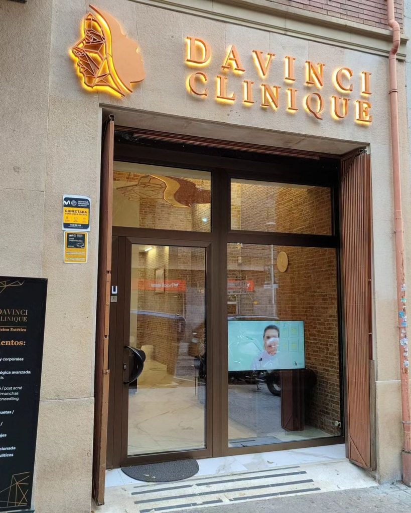 Tham gia đào tạo tại trung tâm @davinciclinique ở Barcelona